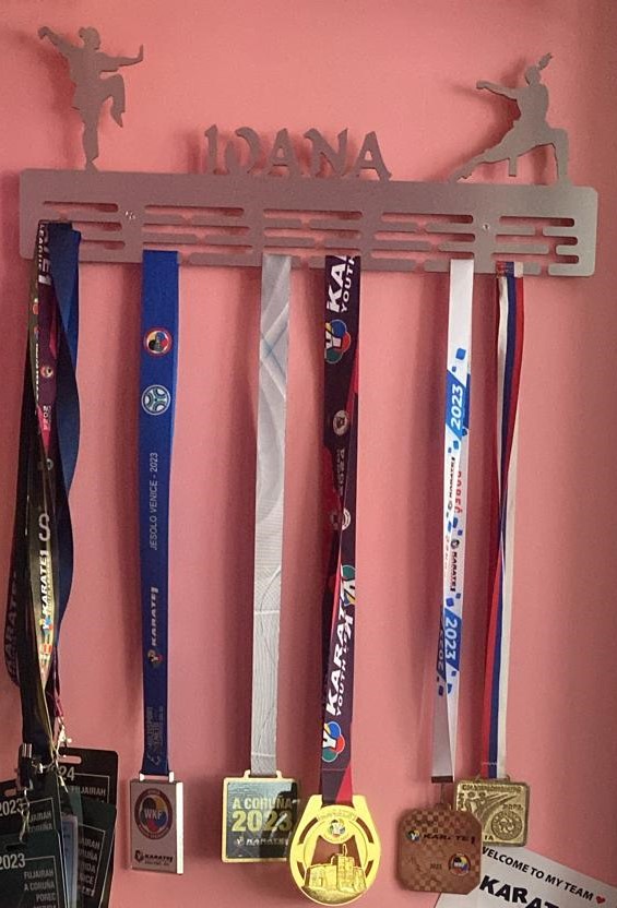 karate 49cm fete argintiu periat