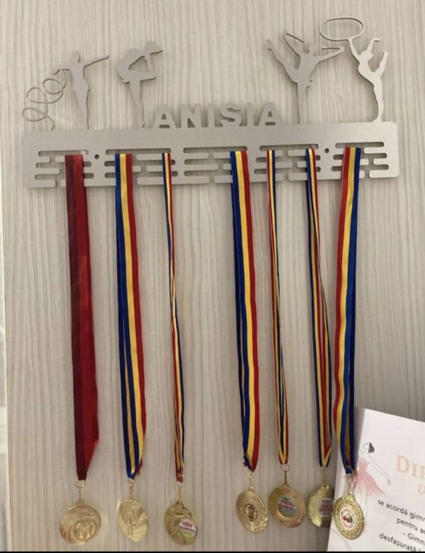 suport-medalii-gimnastica-ritmica-49cm-argintiu-periat